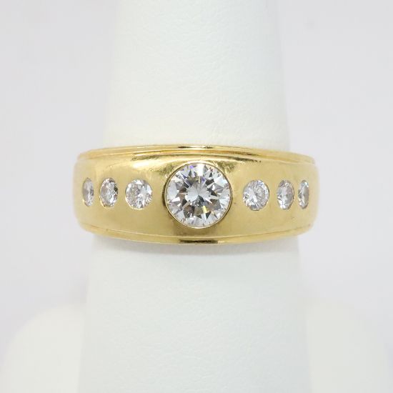 Picture of 18k Yellow Gold Diamond Men's Ring 
