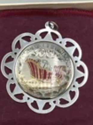 Picture of Lunt 1982 Sterling Silver "Sleigh" Ornament, gently used, with box