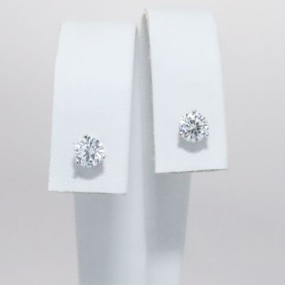Picture of 14k White Gold Diamond Round Brilliant Solitaire Studs 