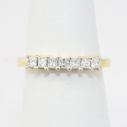 Picture of 14k Yellow Diamond Band 