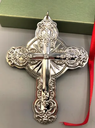 Picture of Wallace 2009 Sterling Silver 14th Ed. Grande Baroque Cross Ornament, with Box
