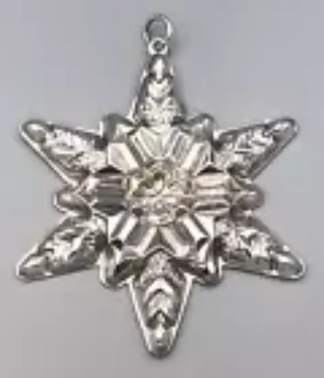 Picture of Gorham Sterling Silver 1970 Annual Snowflake Ornament, 1st Edition