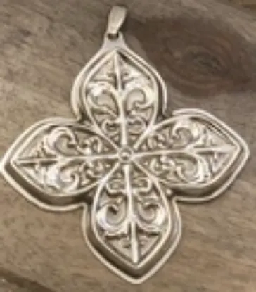 Picture of Reed & Barton Sterling Silver 1984 Annual Christmas Cross Ornament