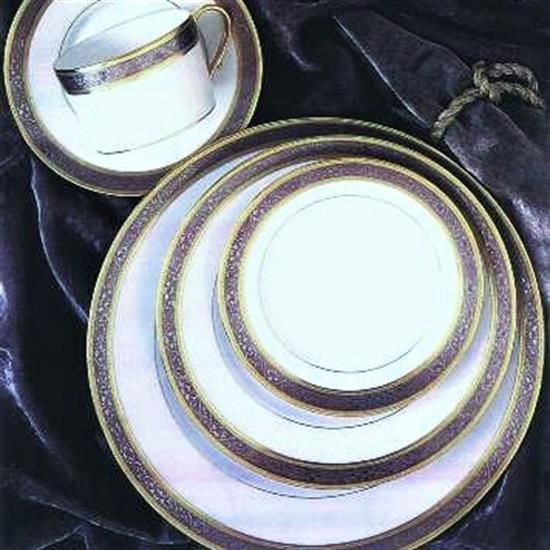 Picture of Dinner Plates