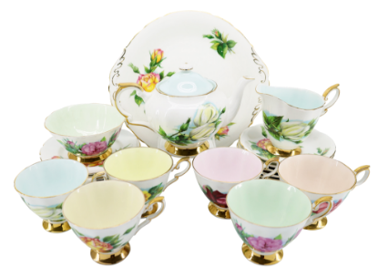 Picture of Vintage Paragon Bone China Complete 22-Piece 'Six World Famous Roses' Tea Set