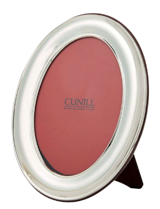 Picture of Cunill Sterling Silver 'Oval Plain' 5x7" Frame