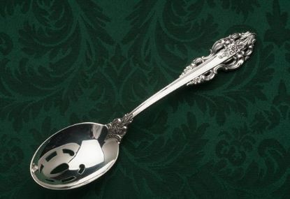 Picture of Pierced Tableserv.spn