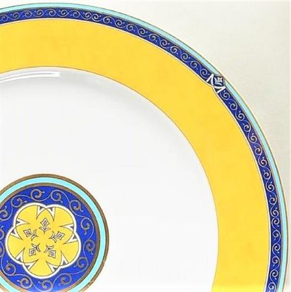 Picture of Dinner Plates