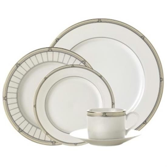 Picture of Dinner Plates