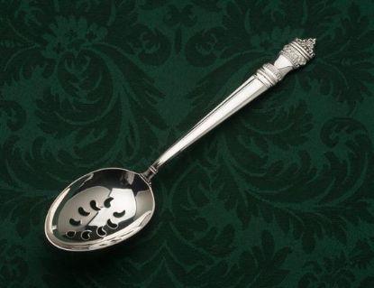 Picture of Pierced Tableserv.spn