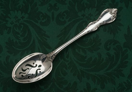 Picture of Pierced Tableserv.spn