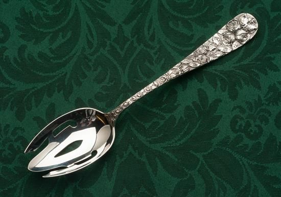 Picture of Pierced Tableserv.spn