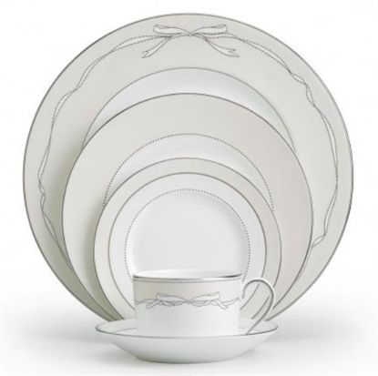 Picture of Dinner Plates