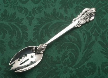 Picture of Pierced Tableserv.spn