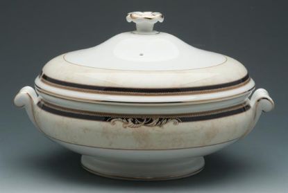 Picture of Covered Vegetable Bowl