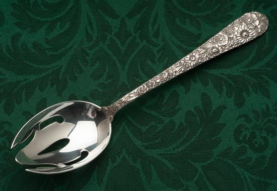 Picture of Pierced Tableserv.spn