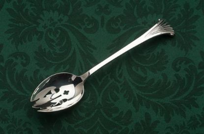 Picture of Pierced Tableserv.spn