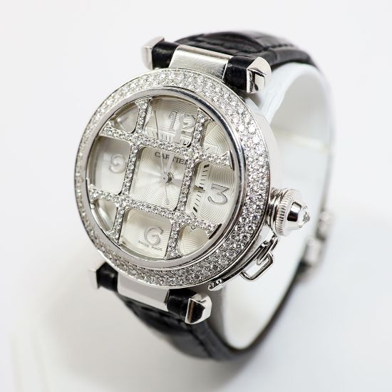 Picture of 18k White Gold Pasha/Diamond Grid Cartier Watch 