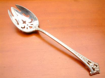 Picture of Pierced Tableserv.spn