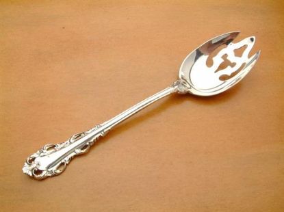 Picture of Pierced Tableserv.spn