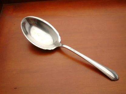 Picture of Berry Serving Spoon