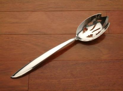 Picture of Pierced Tableserv.spn