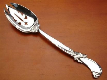 Picture of Pierced Tableserv.spn