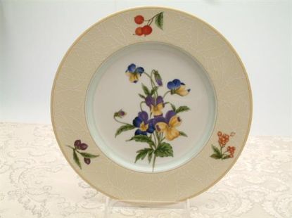 Picture of 9"accent Salad Plate