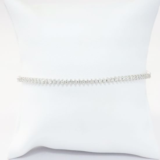 Picture of 18k White Gold Diamond Tennis Bracelet 