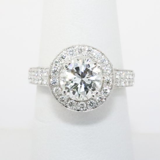 Picture of 18k White Gold 1.42CT Diamond Engagement Ring 