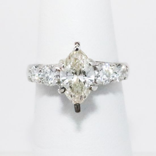 Picture of 14k White Gold 1.25CT Marquise Diamond Engagement Ring 