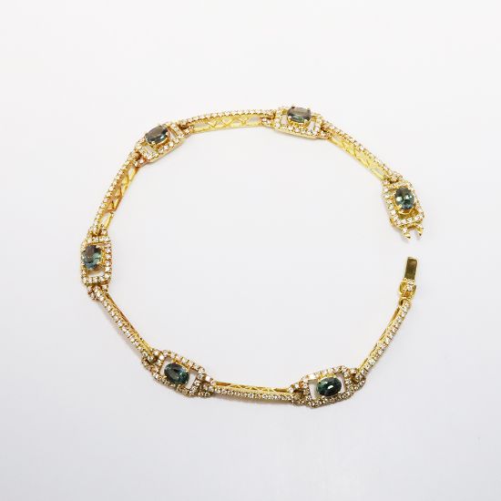 Picture of 18k Yellow Gold Alexandrite & Diamond Bracelet 