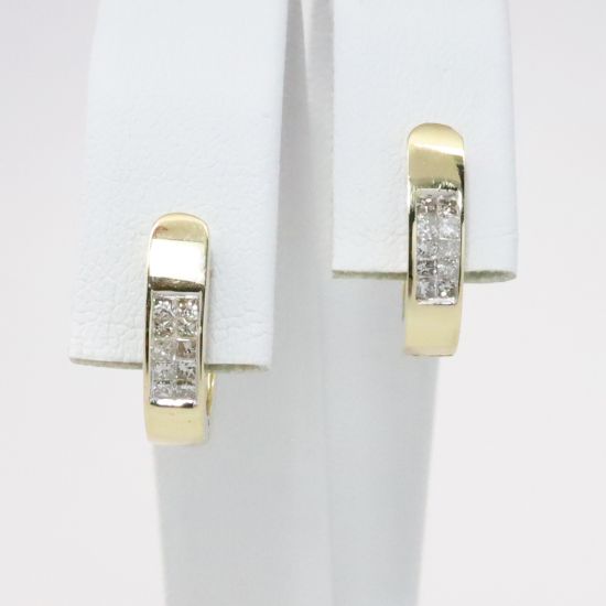 Picture of 14k Yellow Gold Diamond Earrings 