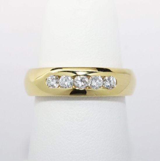 Picture of 18k Yellow Gold Diamond Men's Band 