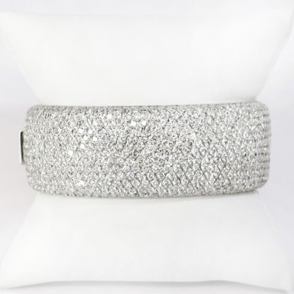 Picture of 18K White Gold Pavé Set Diamond Bangle Bracelet