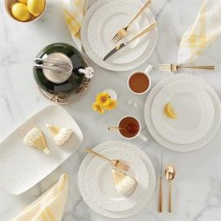 Picture for pattern Blossom Lane