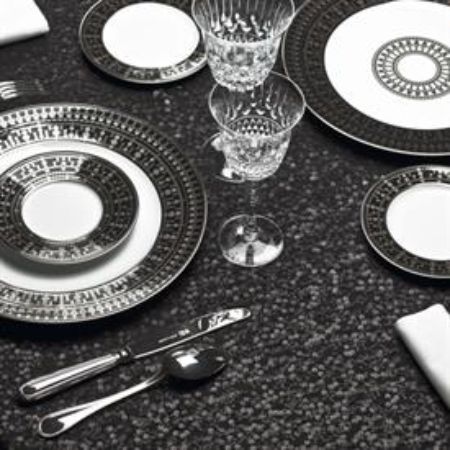 Picture for pattern Tiara, Noir Platine