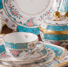 Show products in the Cornucopia pattern