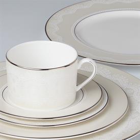 Show products in the Chapel Hill pattern