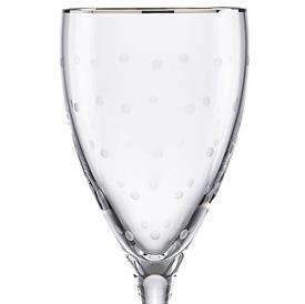 Show products in the Larabee Dot Platinum pattern