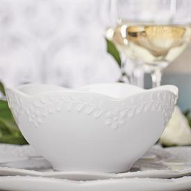 Show products in the Chelse Muse, Scallop, Floral, White pattern