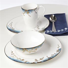 Show products in the Highgrove Park pattern