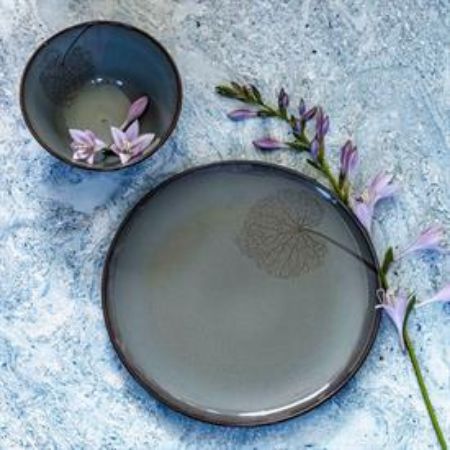 Picture for pattern Leaf Topaz, Milestone