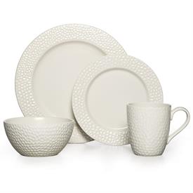 Show products in the Hayes White pattern