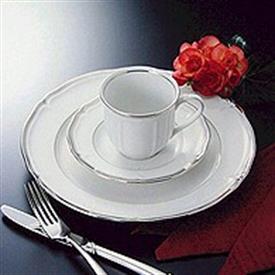 Show products in the Hyde Park Platinum pattern