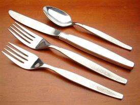 Show products in the Silver Sands pattern