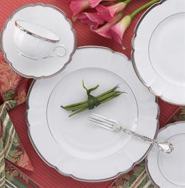 Show products in the Colette Platinum pattern