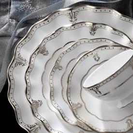 Picture for category Elizabeth Platinum