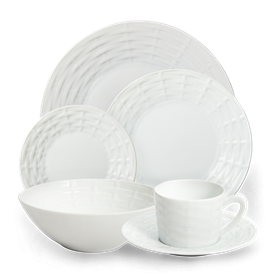 Show products in the Belcourt pattern