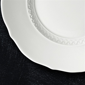 Show products in the Museo Bianco pattern